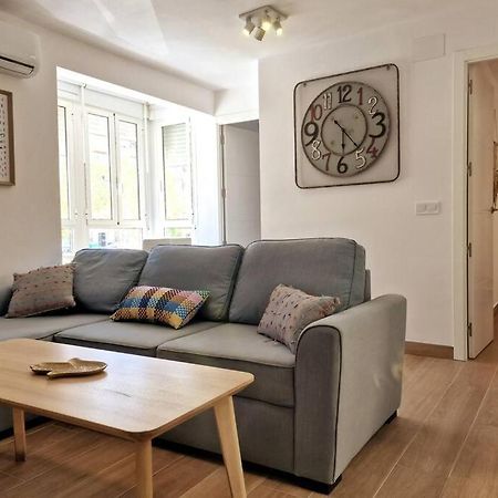 Moderno Apartamento Sevilla Zona Nervion. Wifi/Ac Kültér fotó