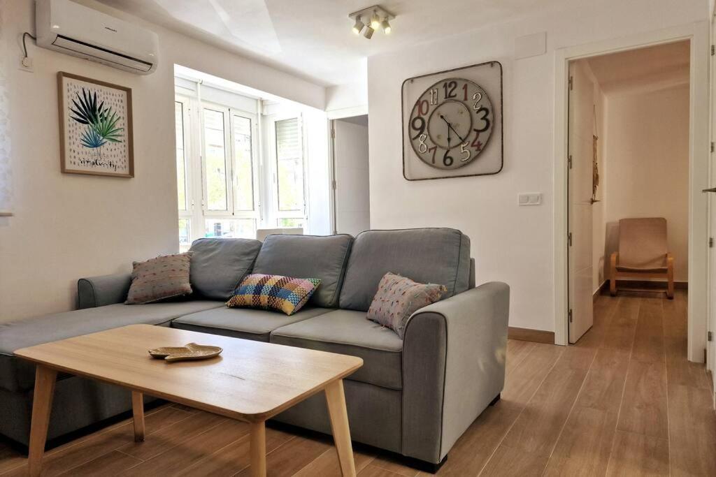 Moderno Apartamento Sevilla Zona Nervion. Wifi/Ac Kültér fotó
