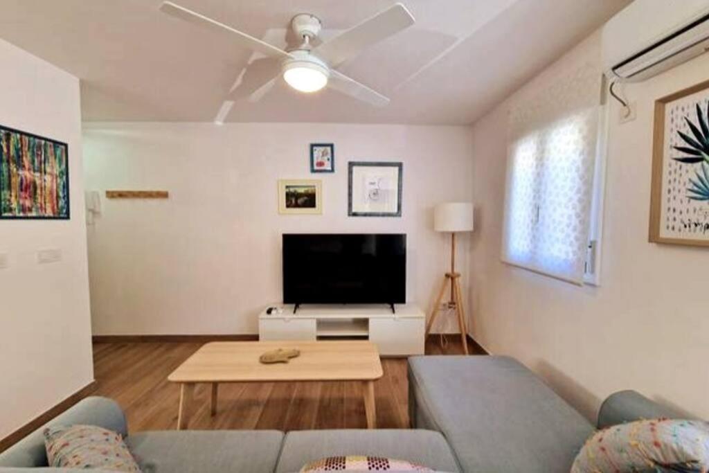 Moderno Apartamento Sevilla Zona Nervion. Wifi/Ac Kültér fotó